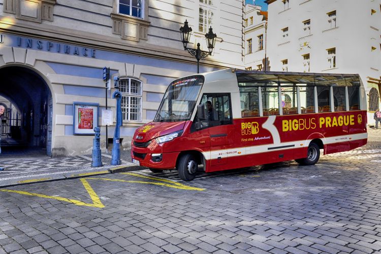 BIG BUS stop Malostranské náměstí