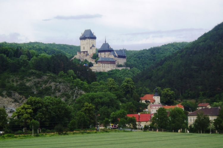 Panorama hradu Karlštejn